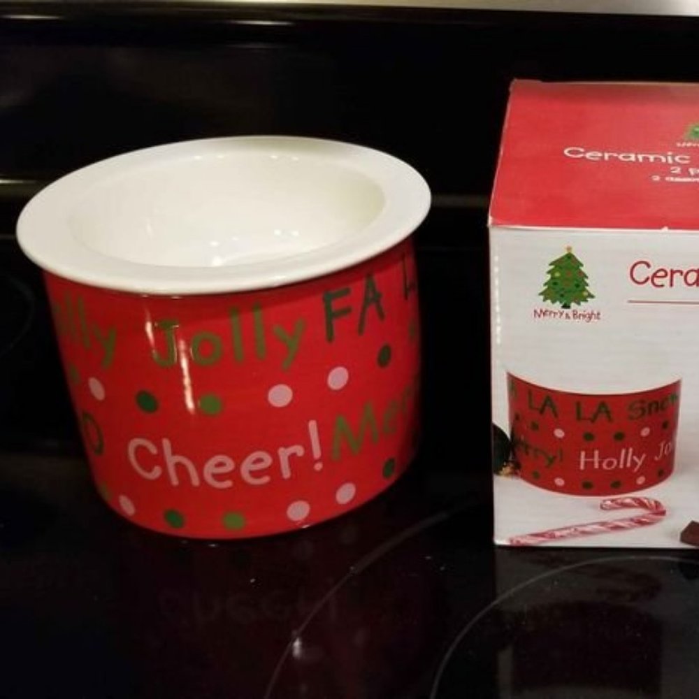 New in box Holiday Ceramic Dip Chiller in Box